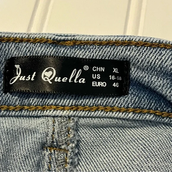 Just Quella Denim Mini Skirt XL (16/18) Raw Hem High Rise Jean Skirt - Picture 5 of 5